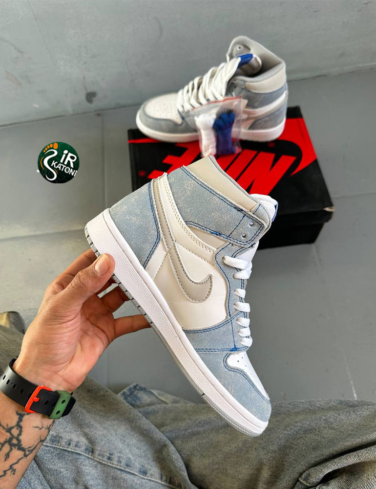 جردن 1 هایپر رویال 👱🏻‍♀️👨🏽‍🦱