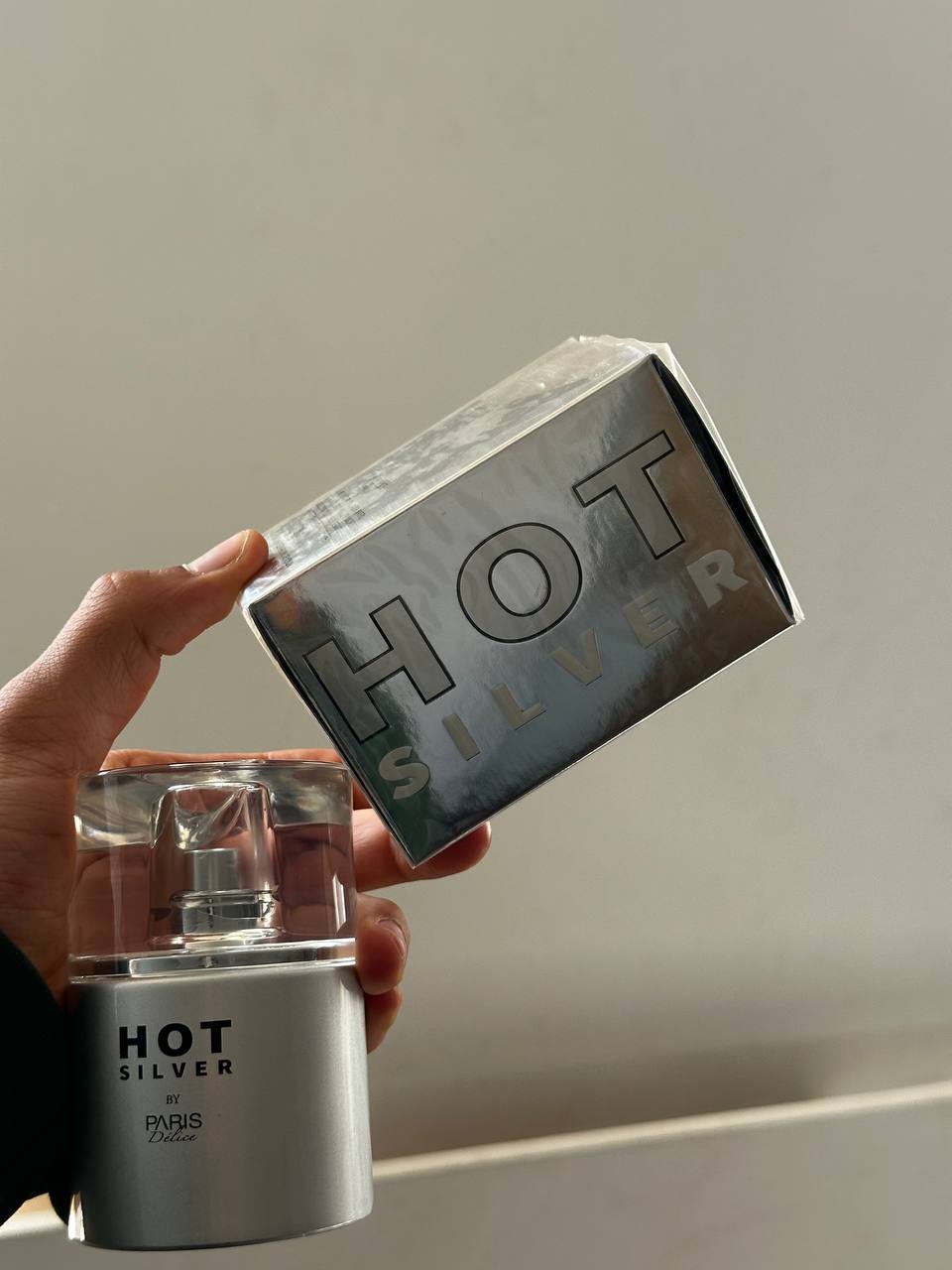 Paris Delice Hot Silver