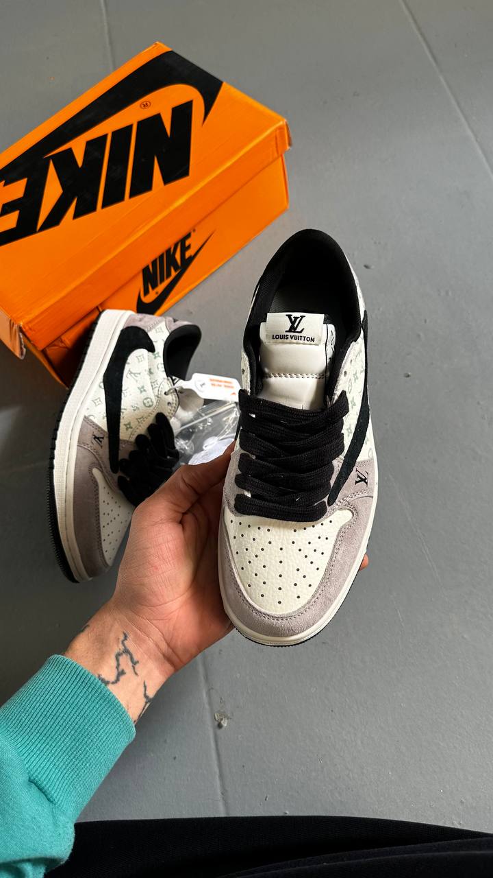 Jordan 1 Travis Scott Louis Vuitton