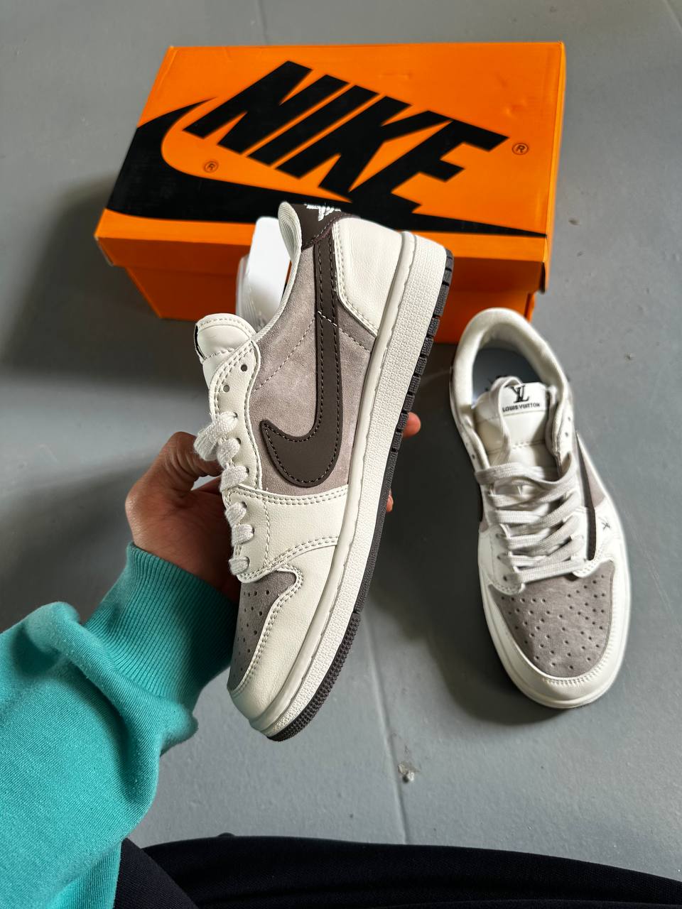 Jordan 1 Travis Scott Louis Vuitton