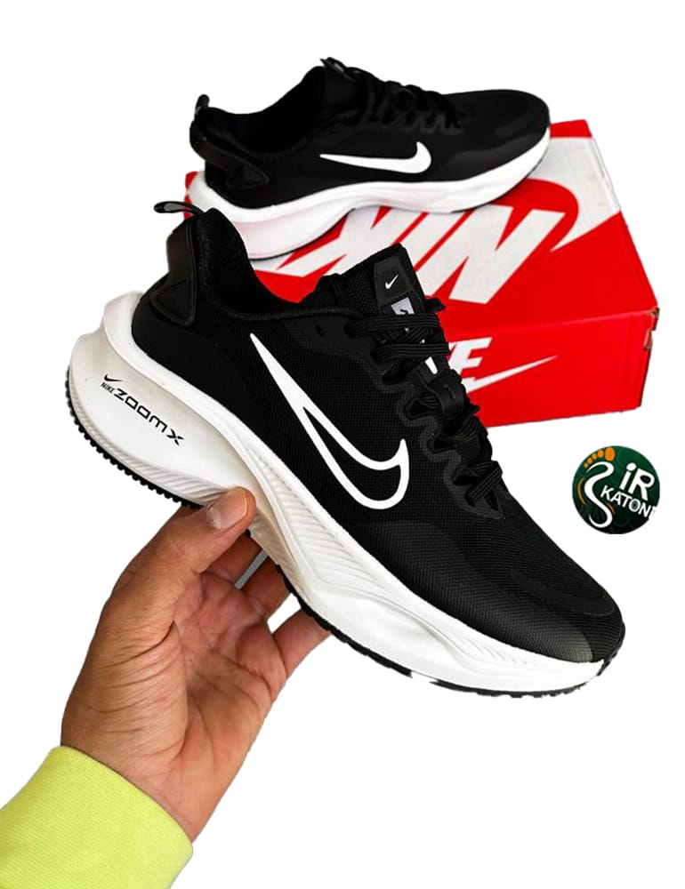 نایک زوم ایکس 👱🏻‍♀️👨🏽‍🦱