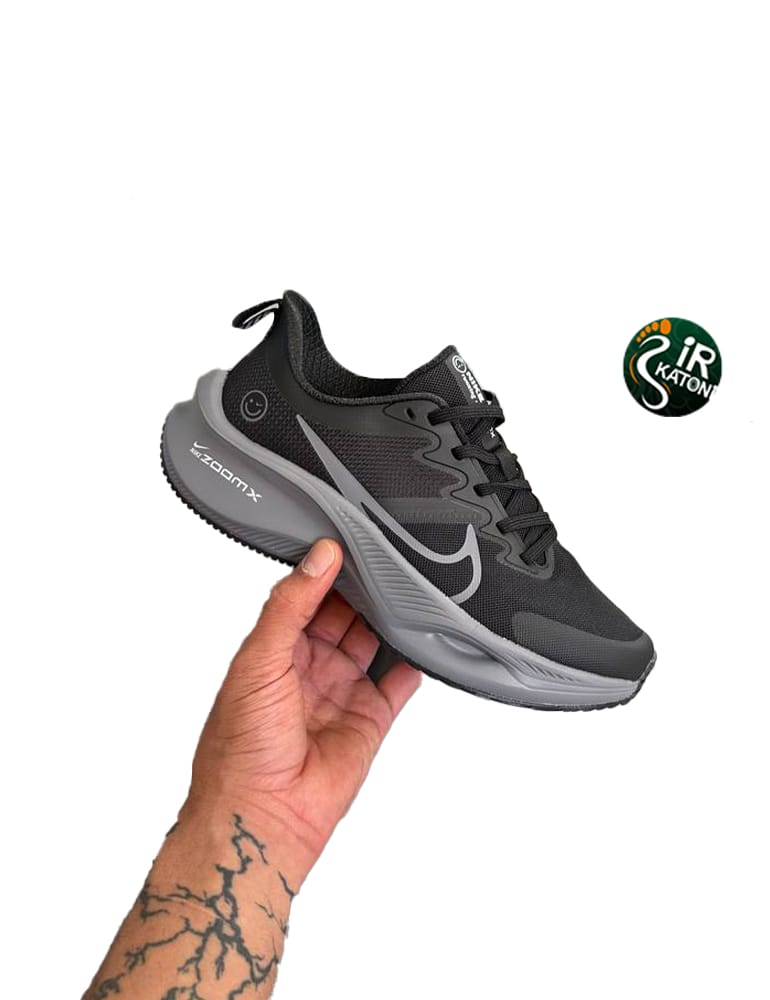 نایک زوم ایکس 👱🏻‍♀️👨🏽‍🦱