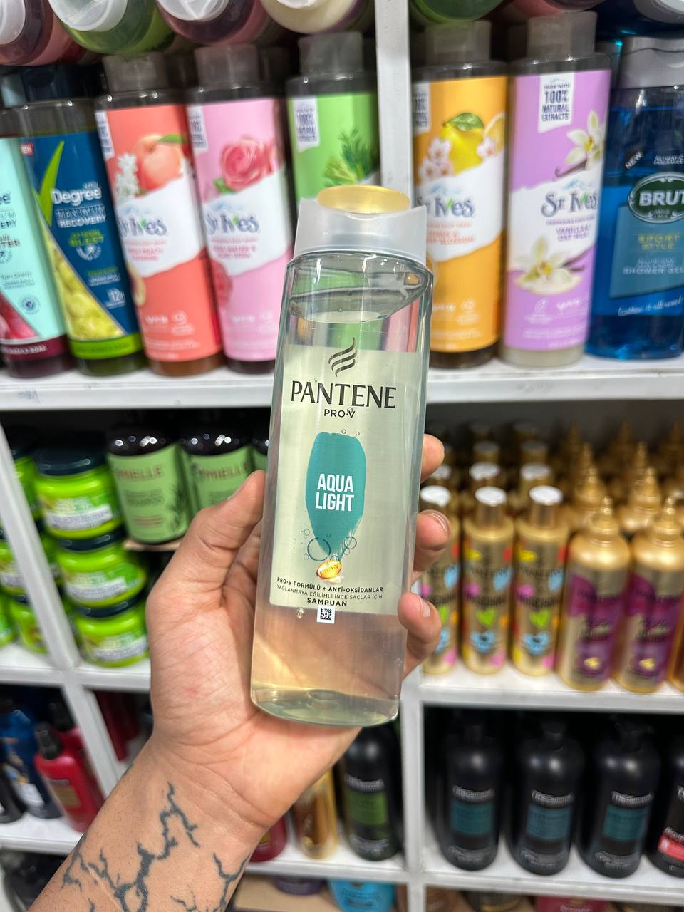 Pantene Pro-V Aqua Light Shampoo