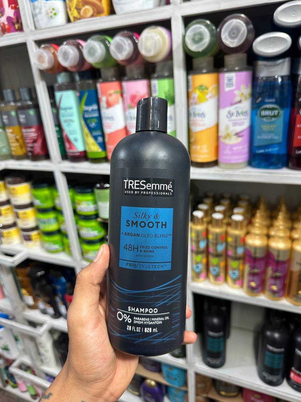 Tresemme Smooth & Silky Shampoo 828ml