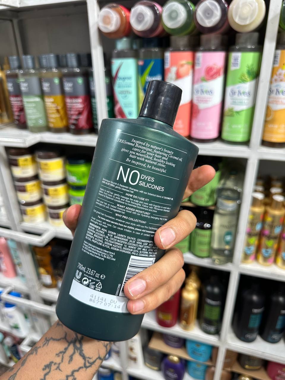 TRESemmé Botanique Nourish & Replenish