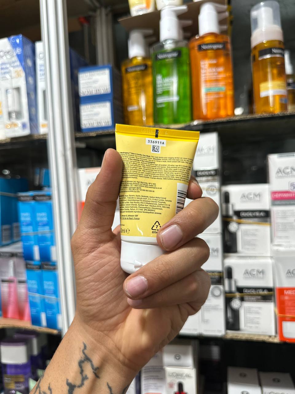 Neutrogena Clear and Soothe Clay Mask 50ml