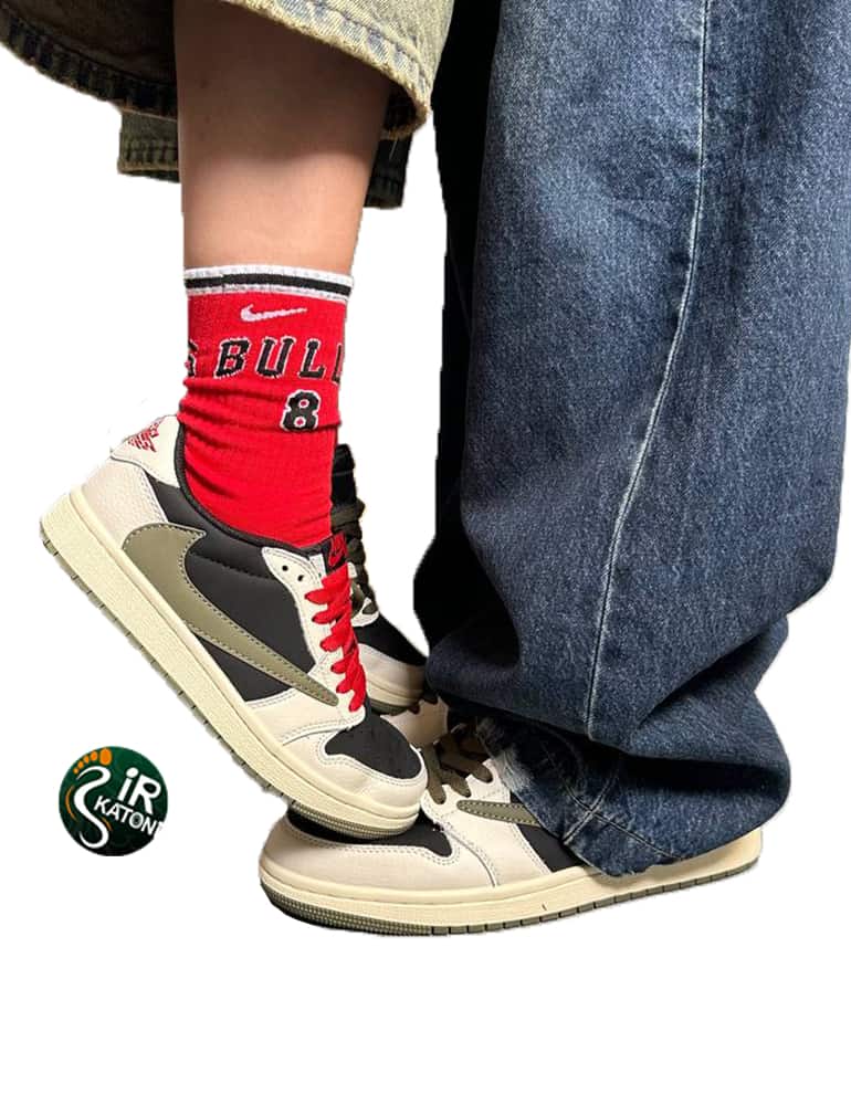 جردن 1 تراویس اسکات 👱🏻‍♀️👨🏽‍🦱