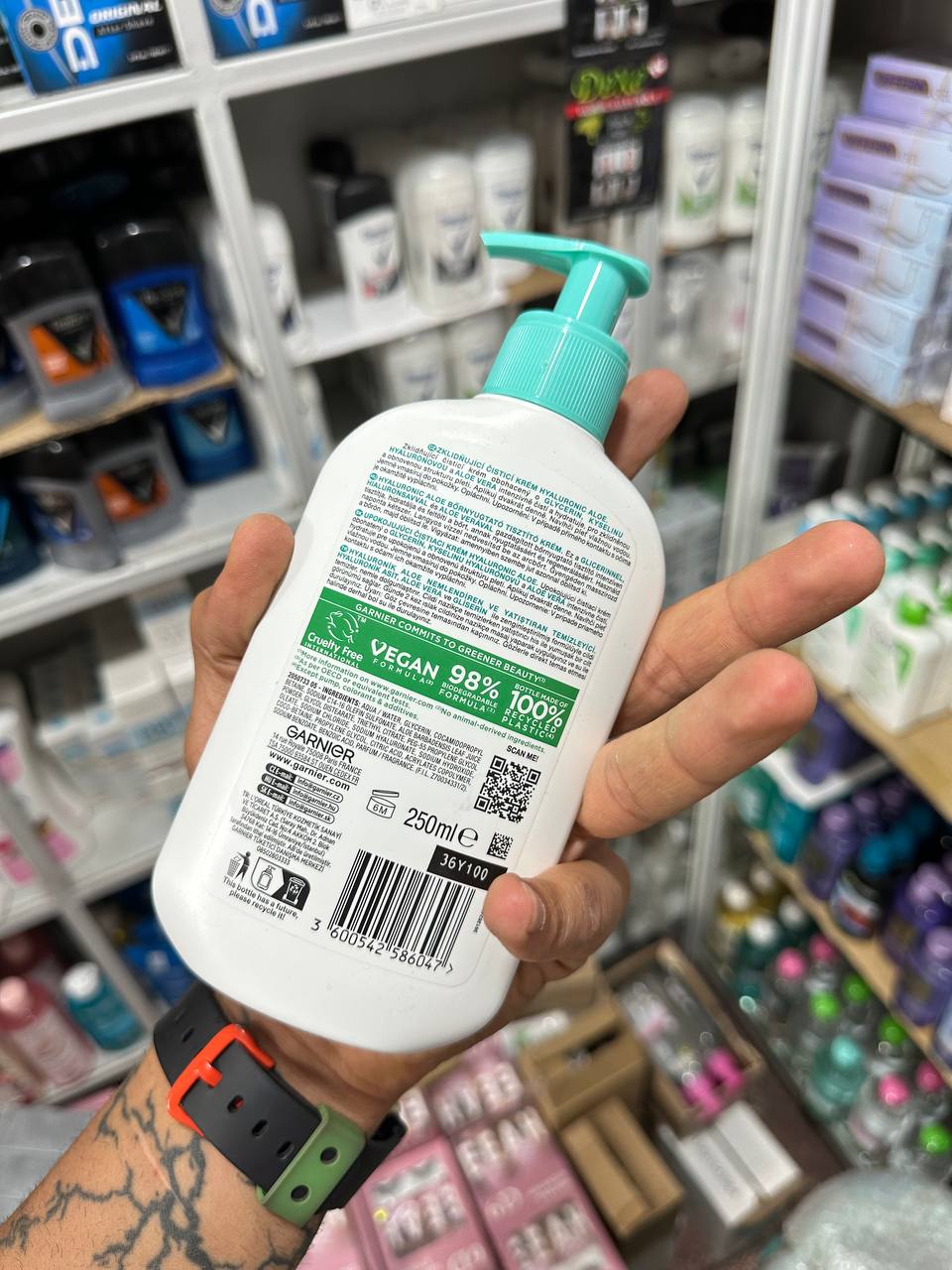 Garnier Hydrating Cleanser Gel