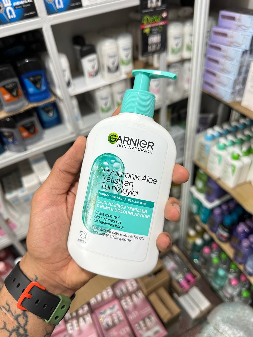 Garnier Hydrating Cleanser Gel