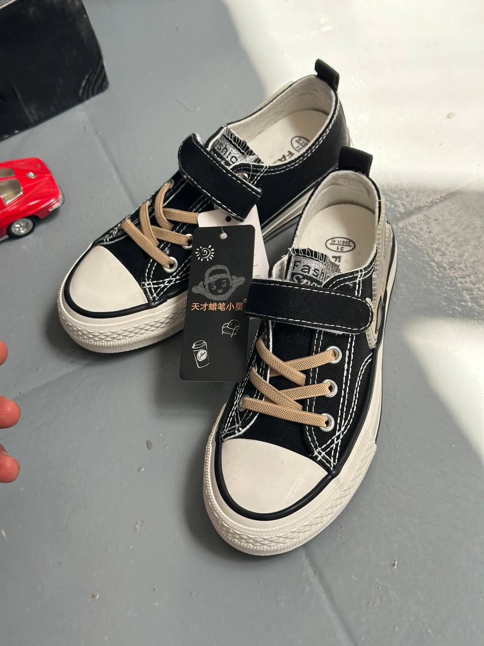 Kids shoes