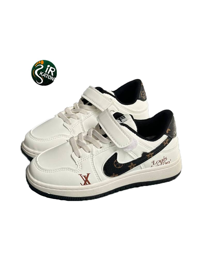 کتونی بچه‌گانه 👶🏻👧🏻