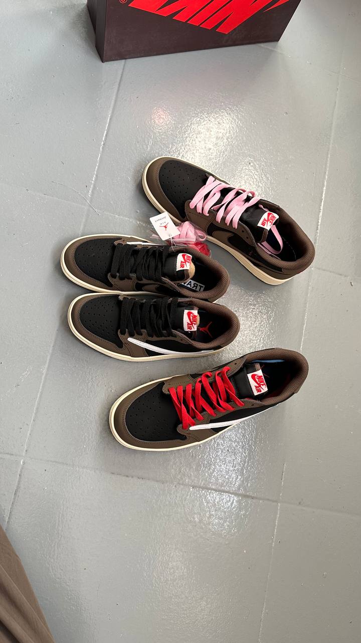 Jordan 1 Travis Scott