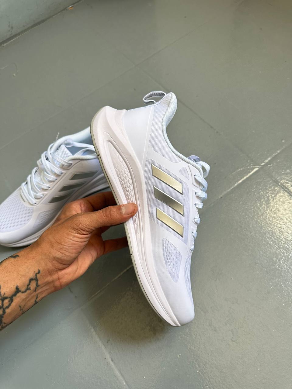 Adidas Light Motion