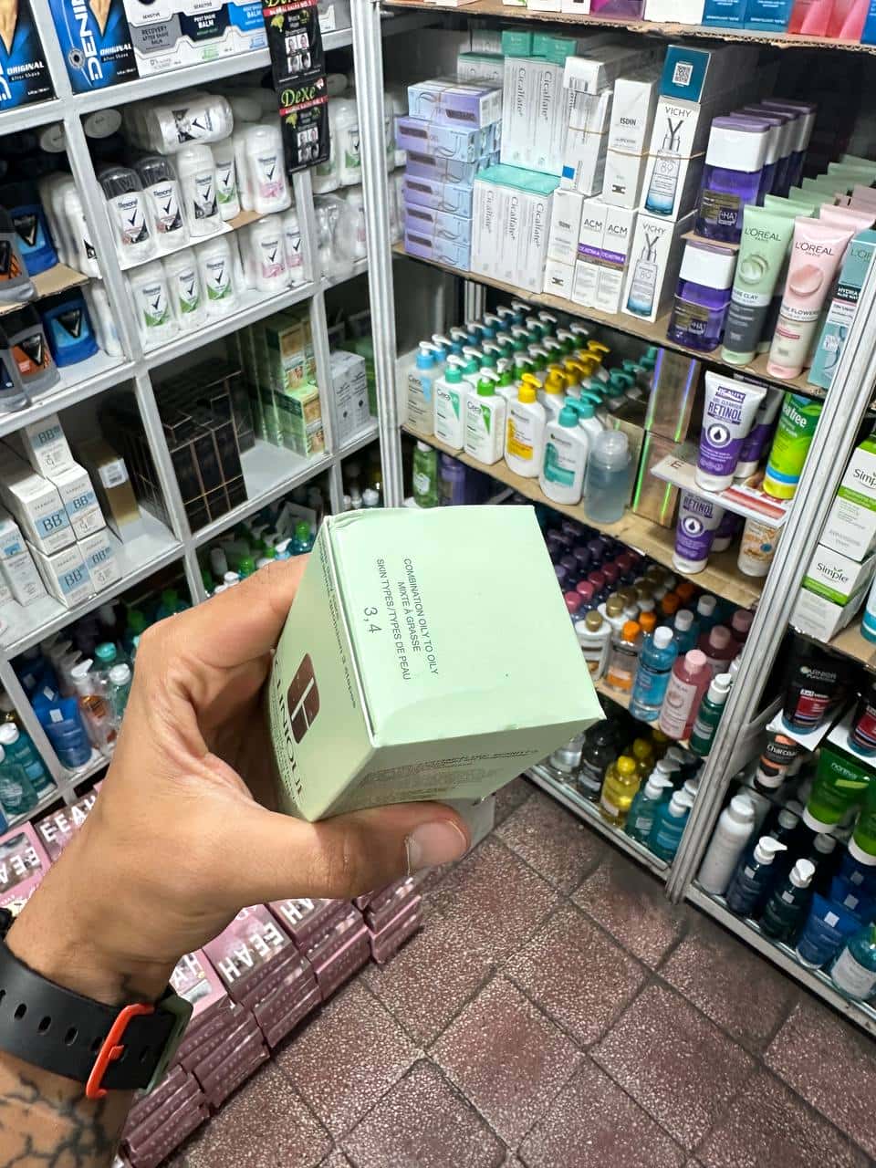 Clinique Dramatically Different Hydrating Jelly