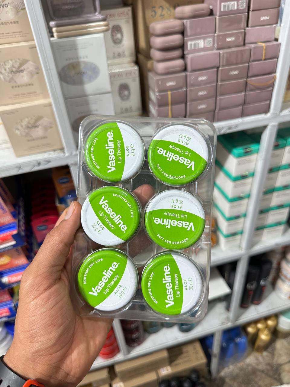 Vaseline Lip Therapy Aloe Vera