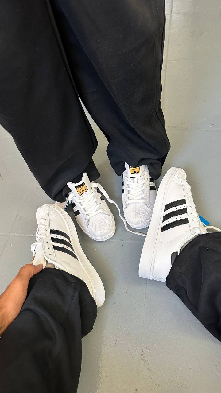 Adidas Superstar