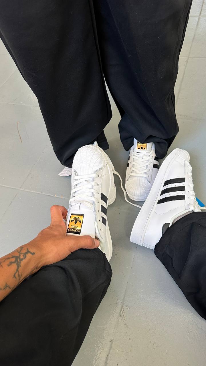 Adidas Superstar