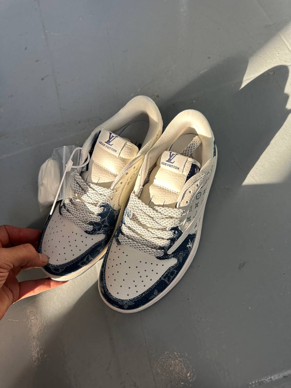 Jordan 1 Travis Scott Louis Vuitton