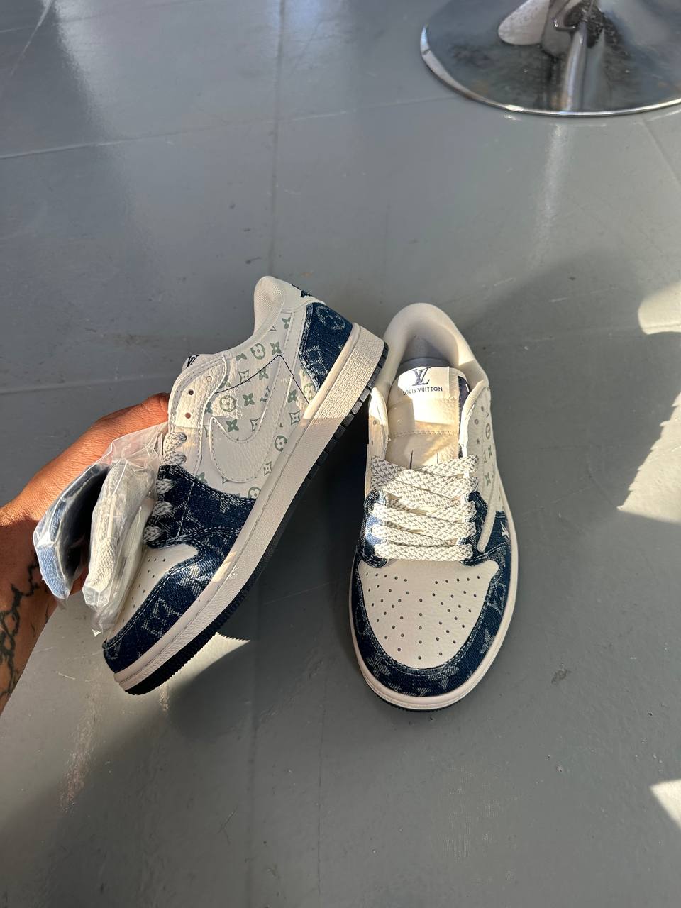 Jordan 1 Travis Scott Louis Vuitton