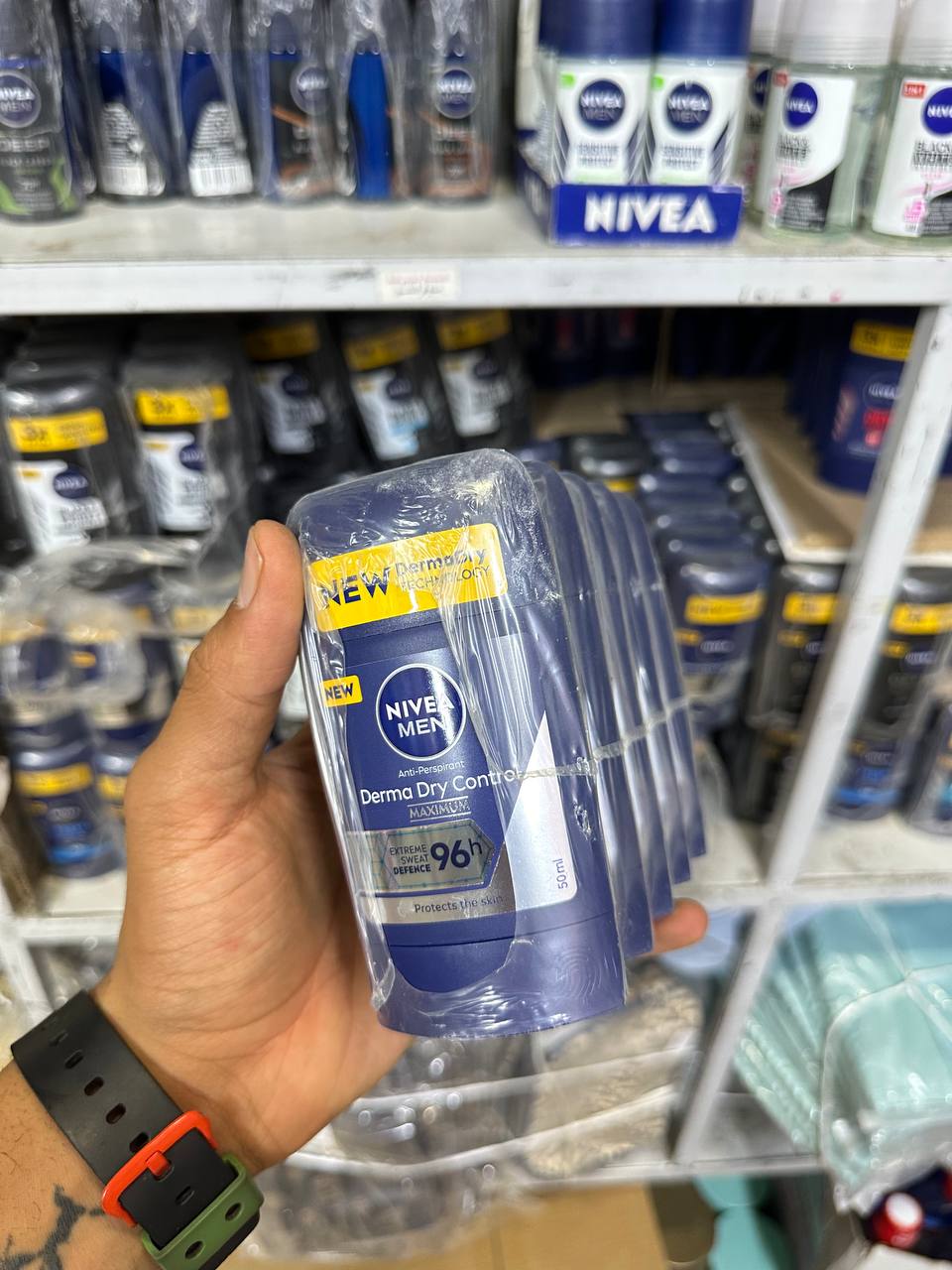 NIVEA Men Derma Dry Control 96H