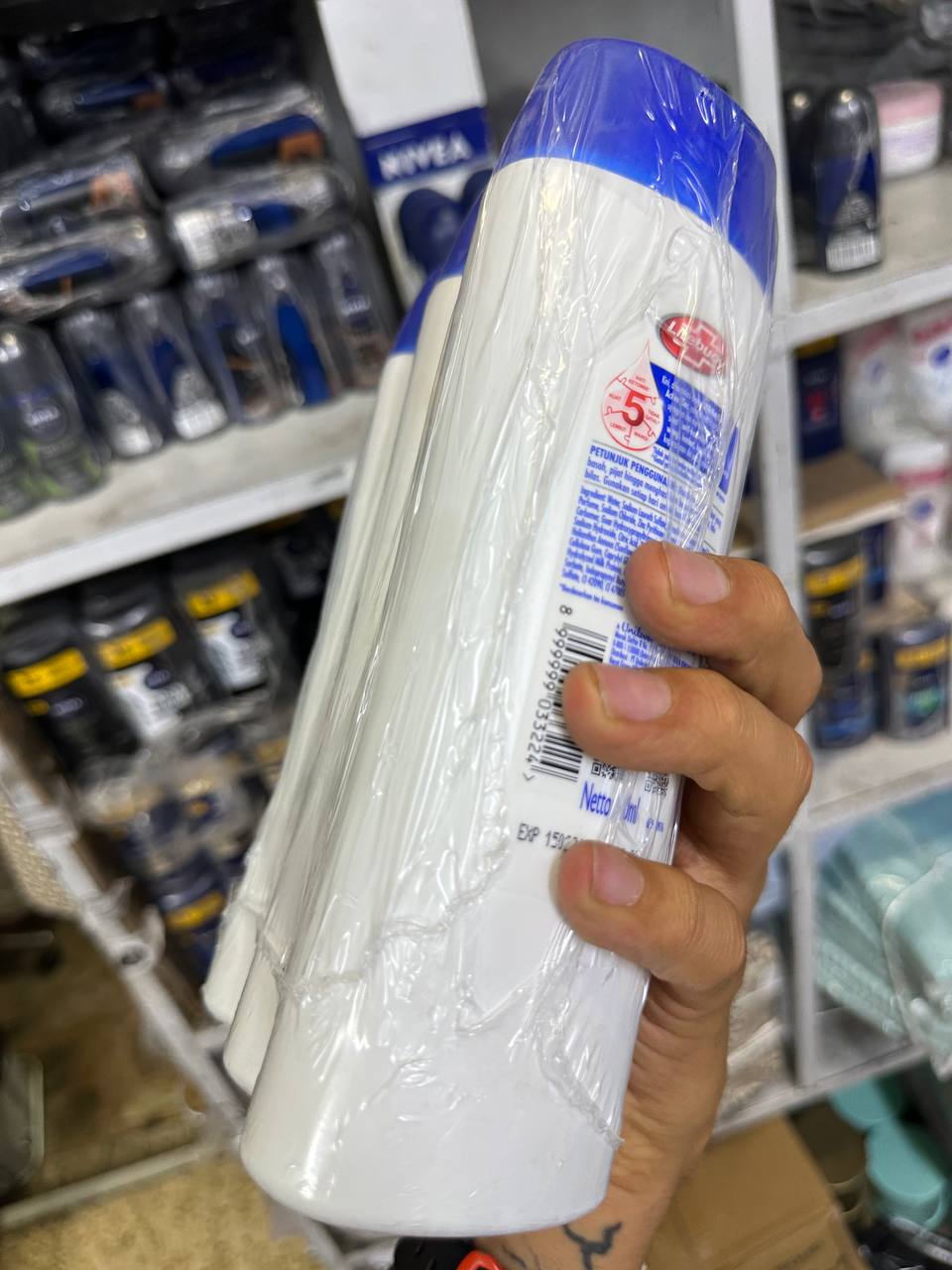 Life Buoy Anti-Dandruff Shampoo