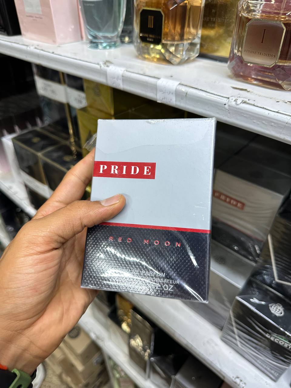 Fragrance World Pride Red Moon