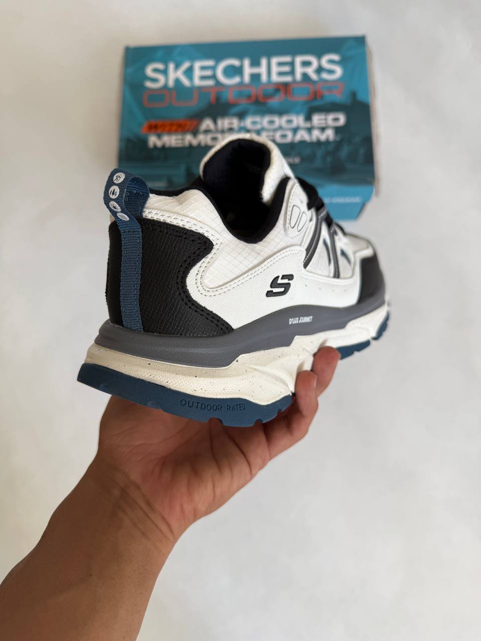 Skechers Relaxed Fit