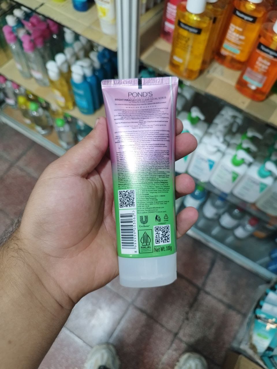 Pond’s Clay BHA Scrub