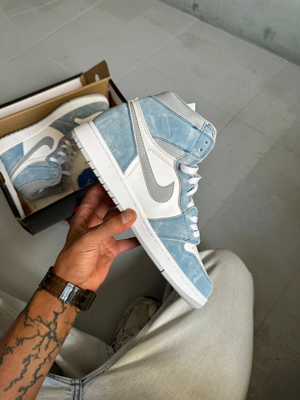 Jordan 1 hyper royal