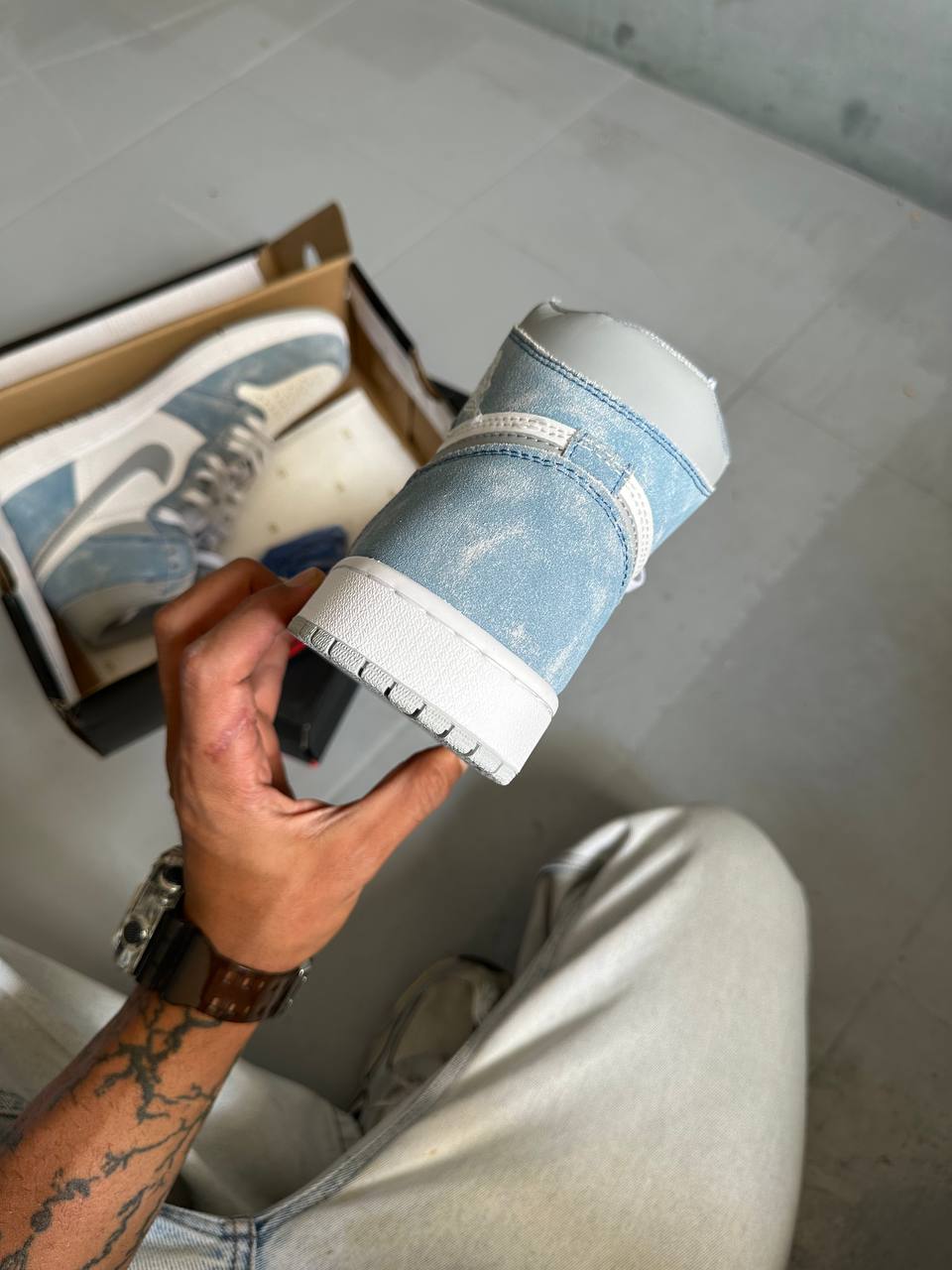 Jordan 1 hyper royal