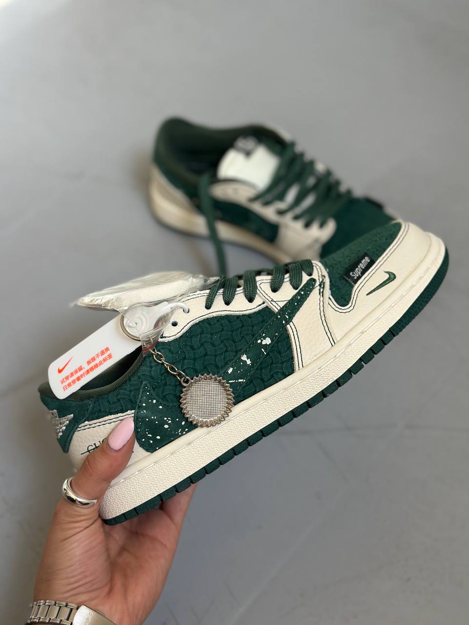 Nike Air Force 1 x Supreme Gucci