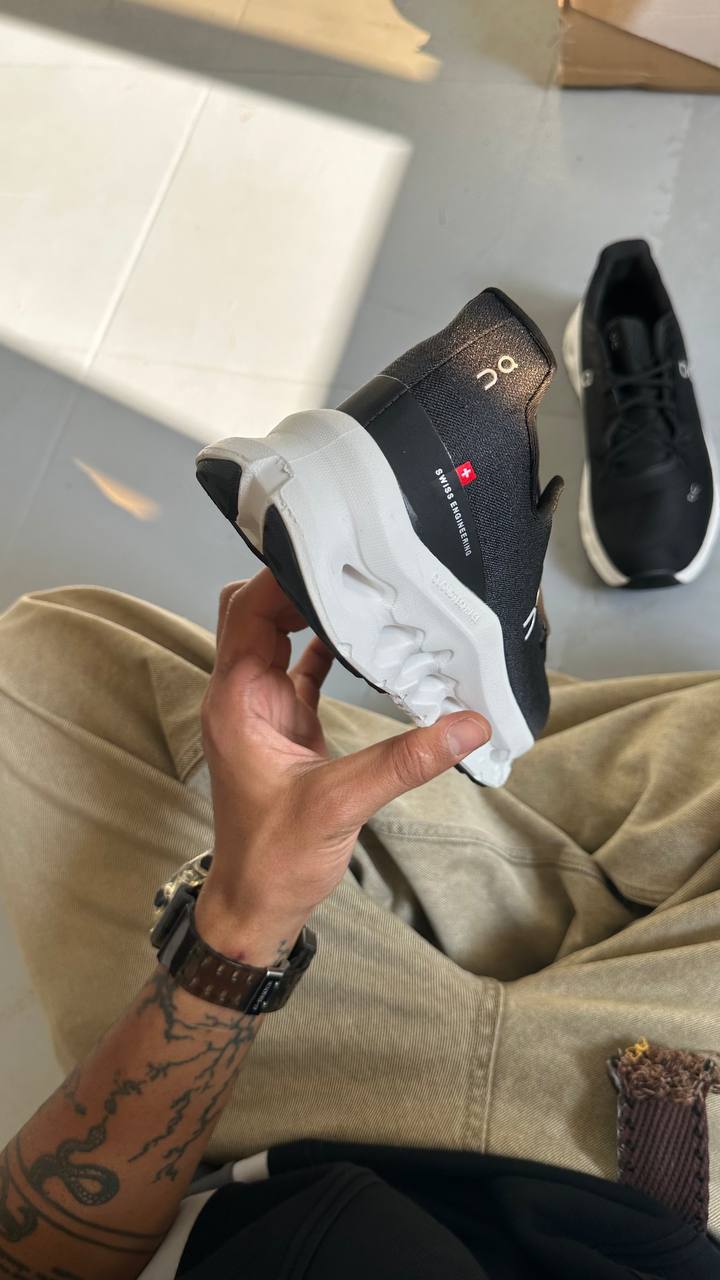 On Running Cloudtilt Sand Cream