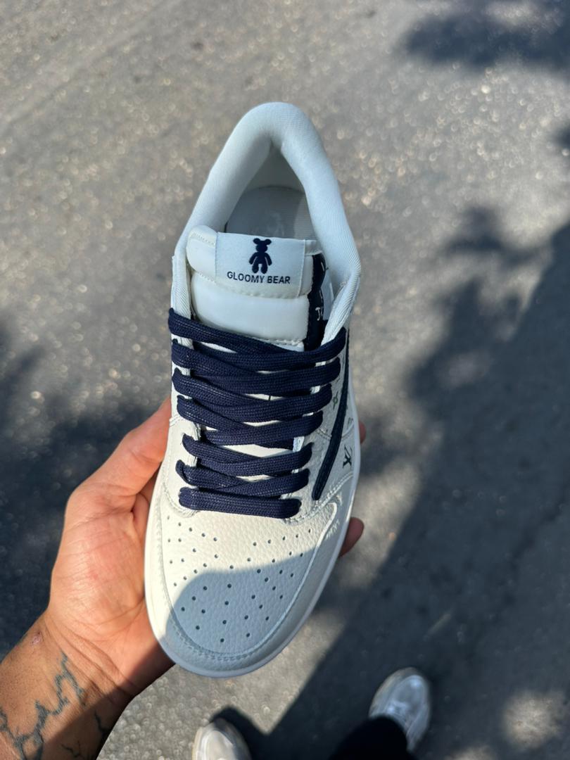 Jordan 1 Travis Scott Louis Vuitton