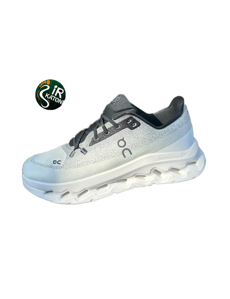 آن رانینگ کلادتیلت 👨🏽‍🦱👱🏻‍♀️