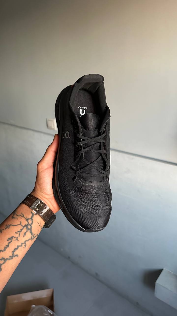 On Running Cloudtilt Sand Cream