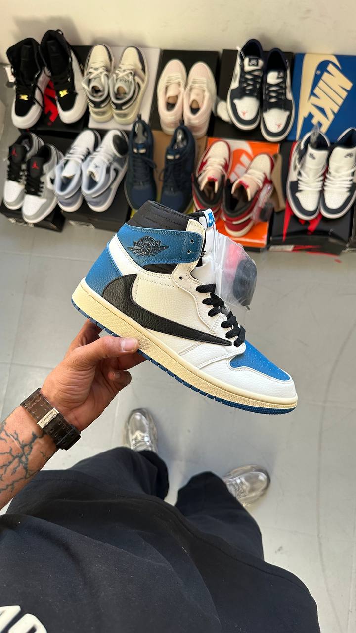 Jordan 1 Travis Scott Fragment