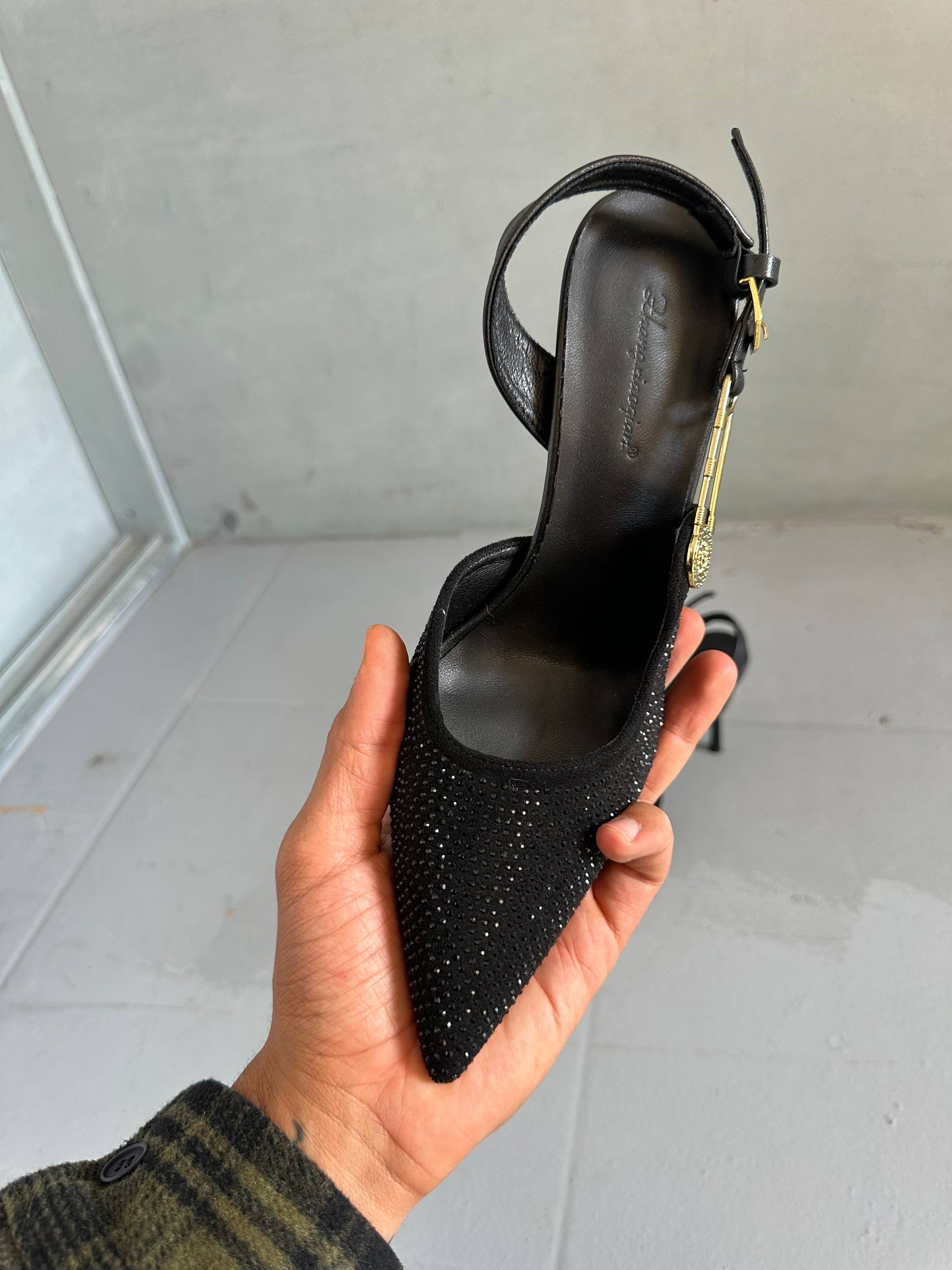 Women's formal shoes