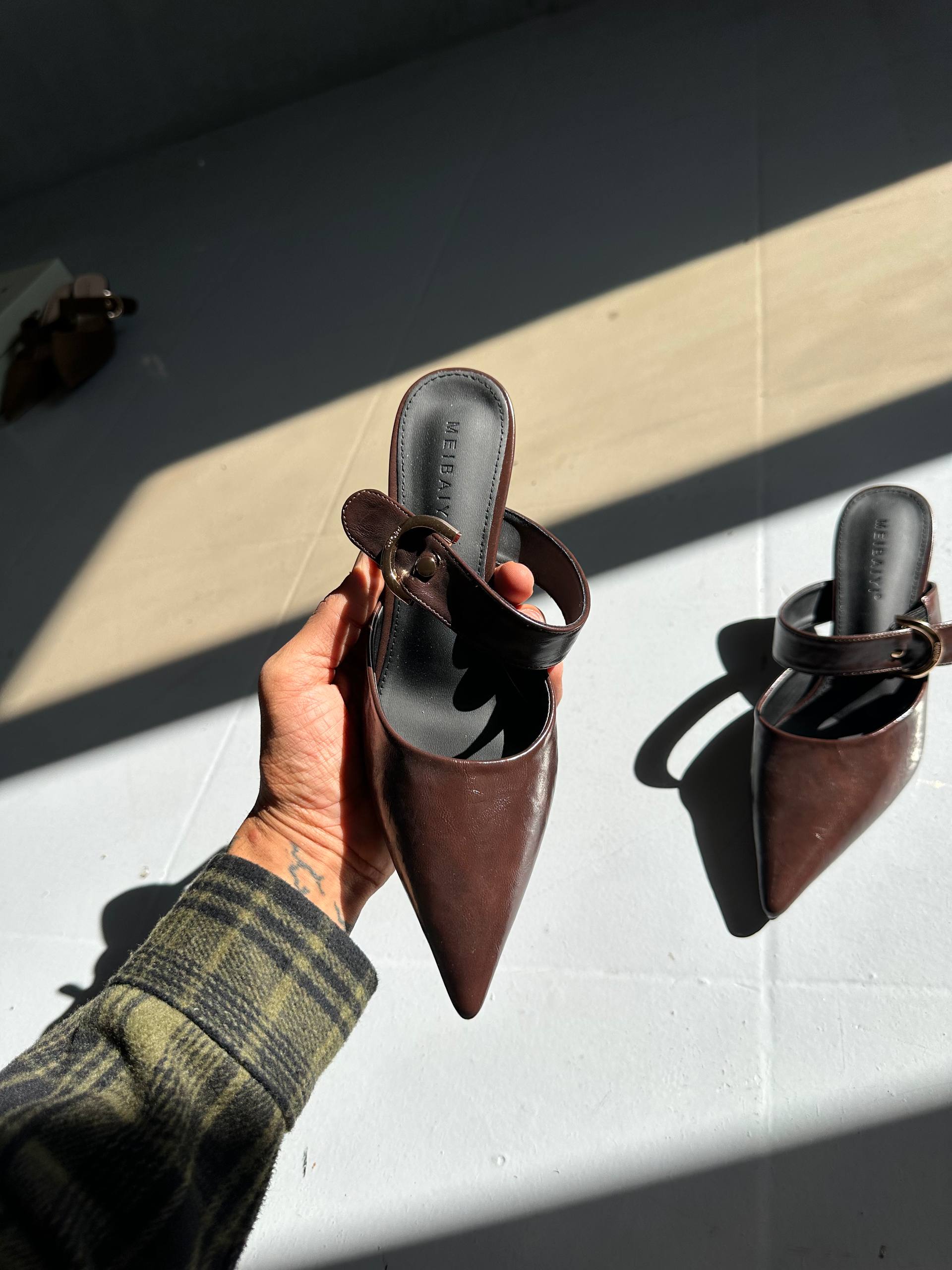 Women's formal shoes