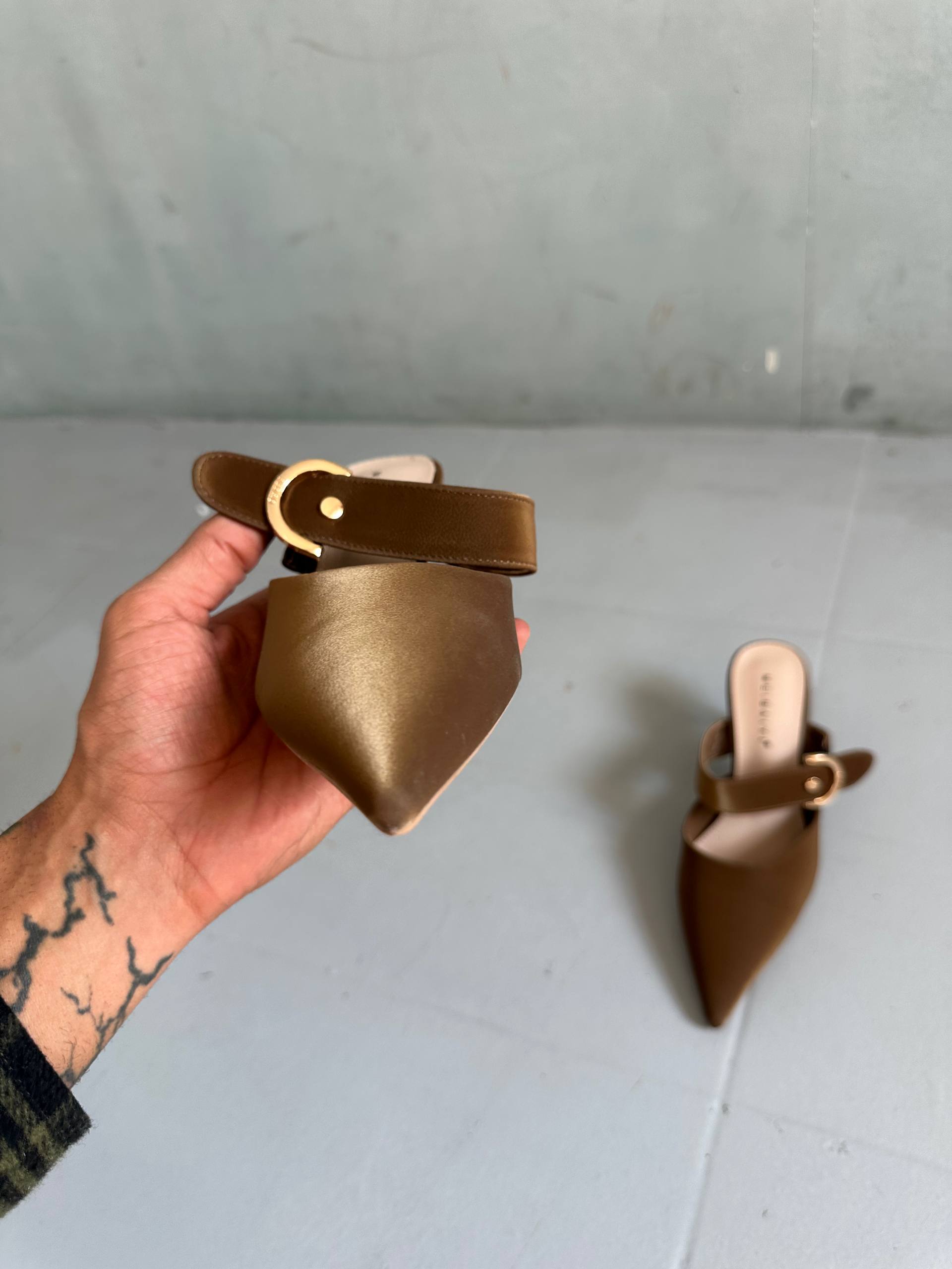 Women's formal shoes