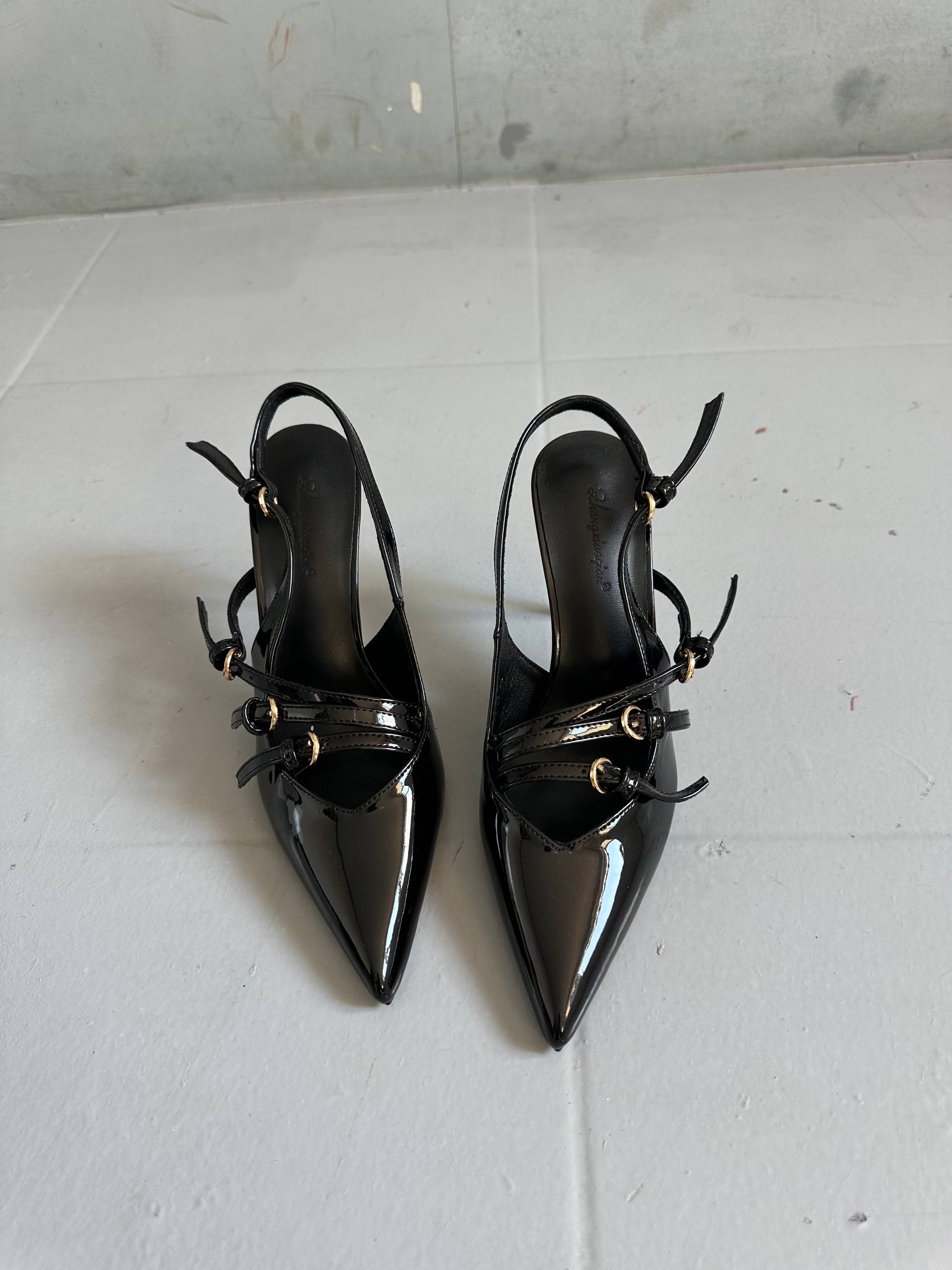 Women's formal shoes