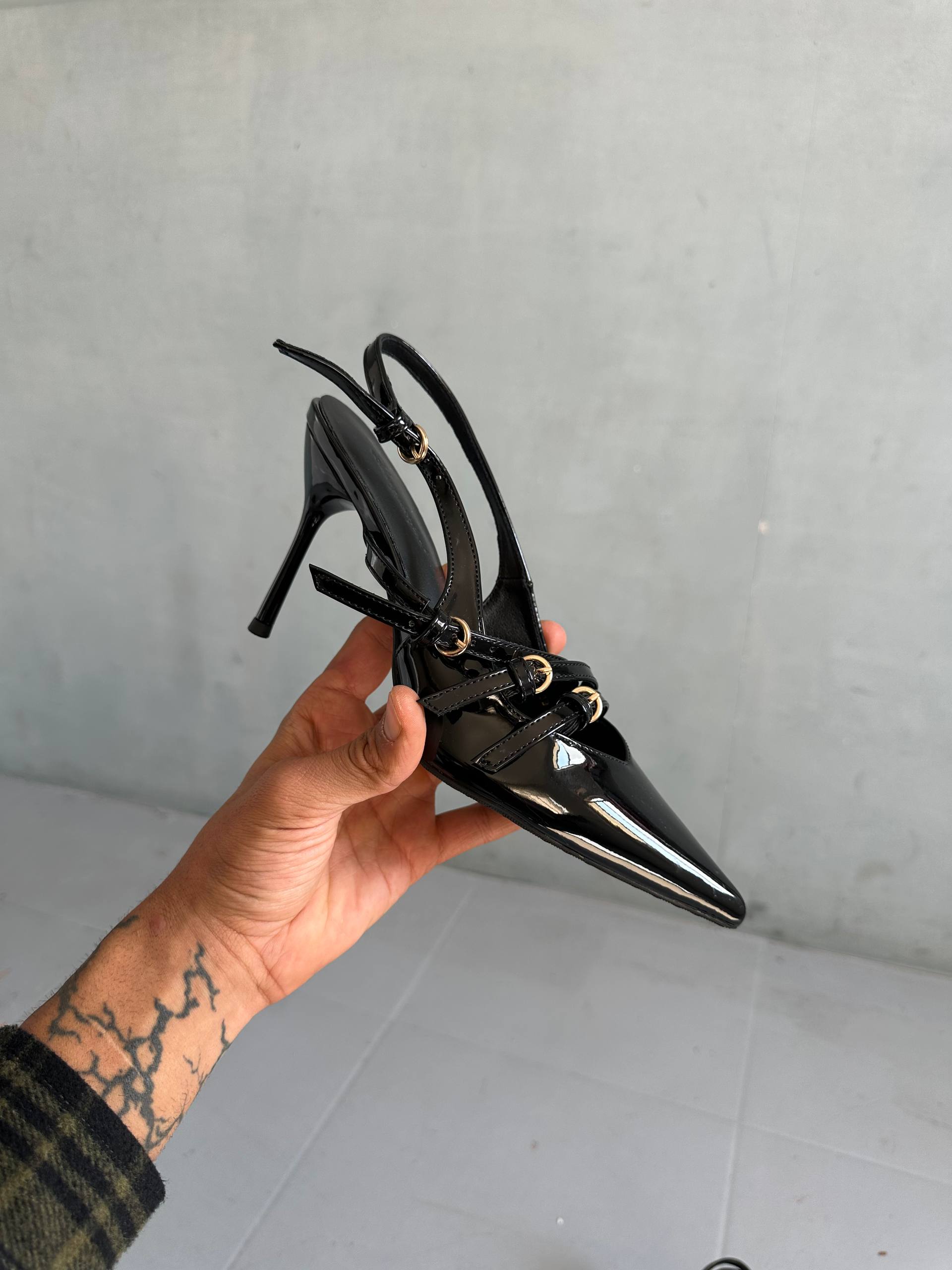 Women's formal shoes