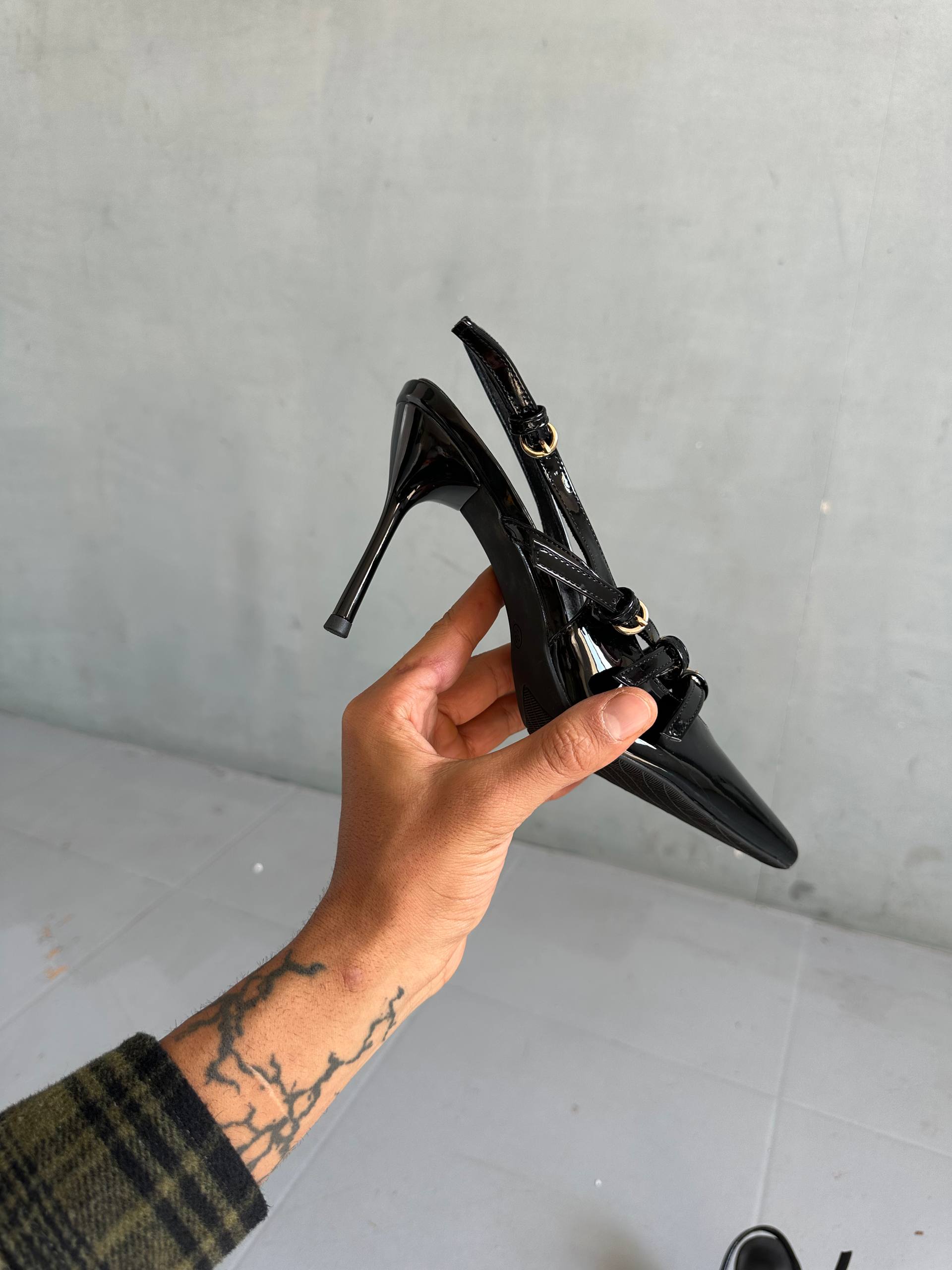 Women's formal shoes