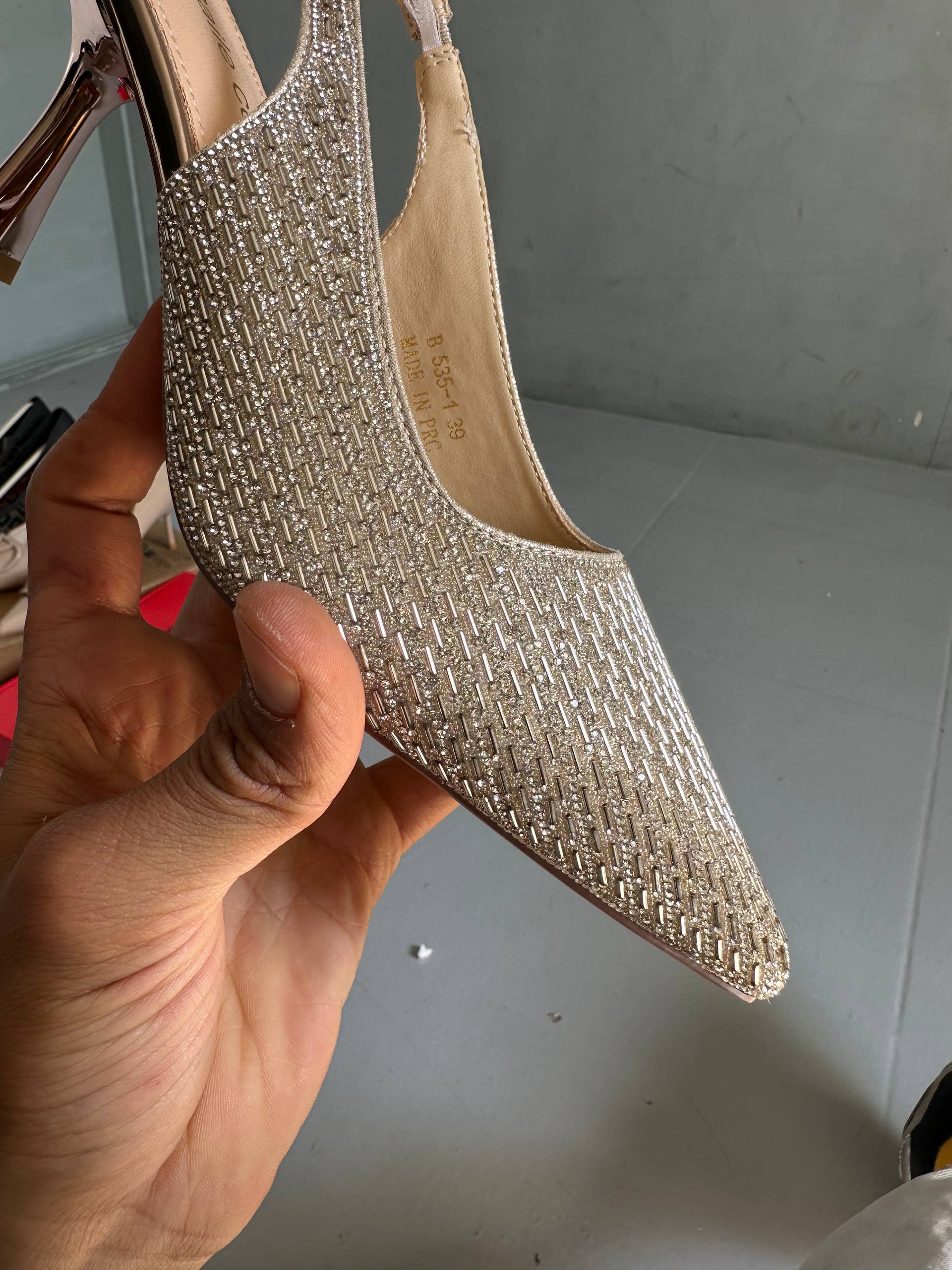 Women's formal shoes