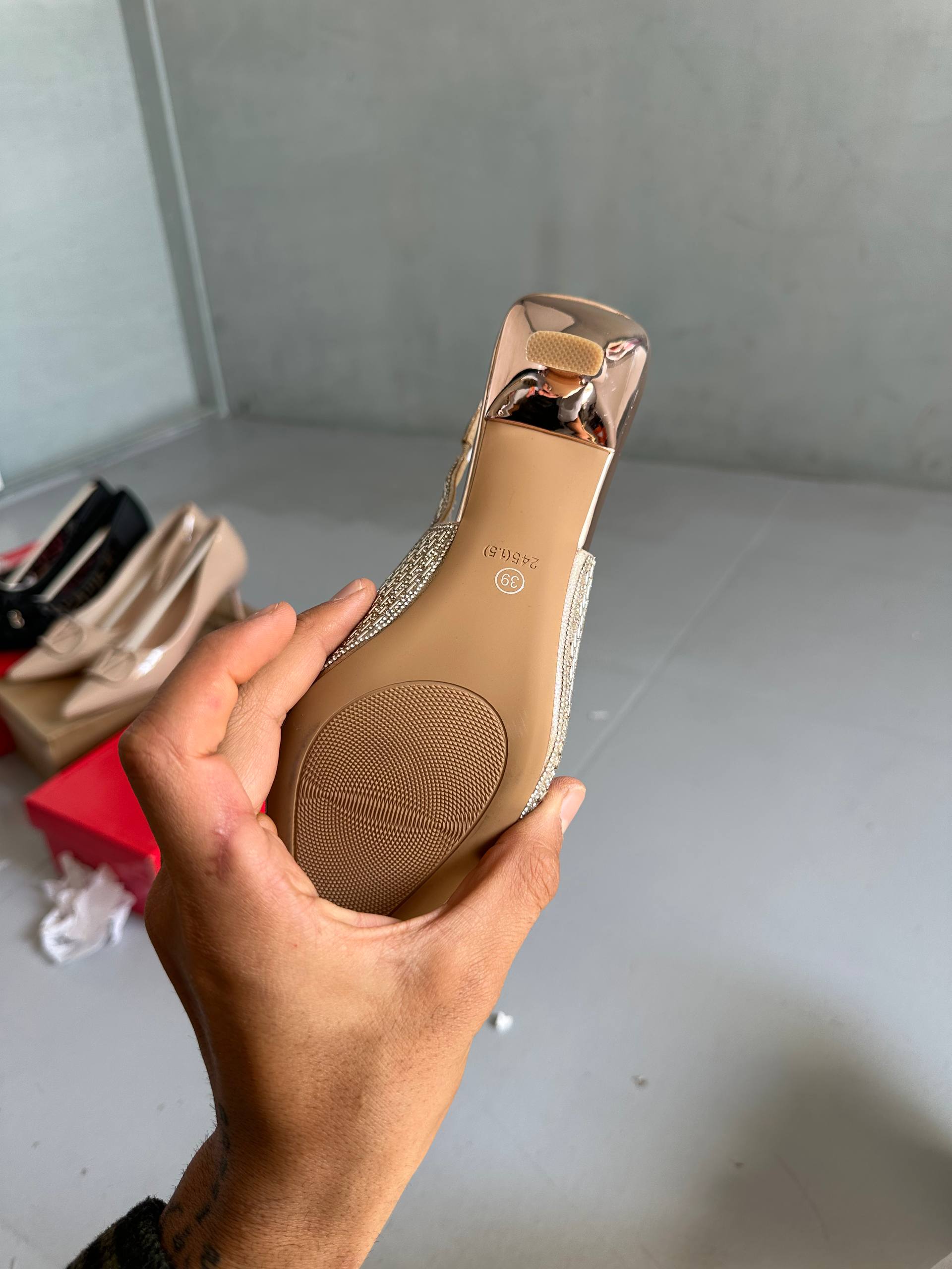 Women's formal shoes