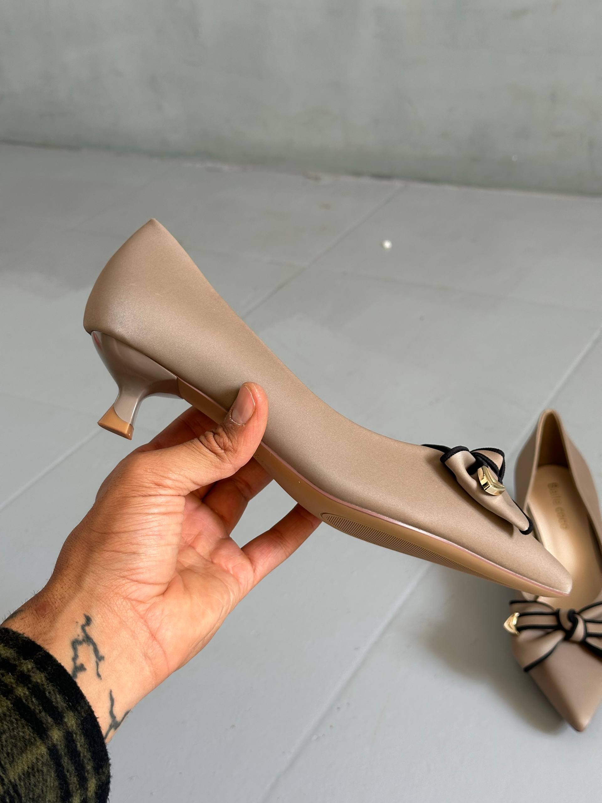 Women's formal shoes