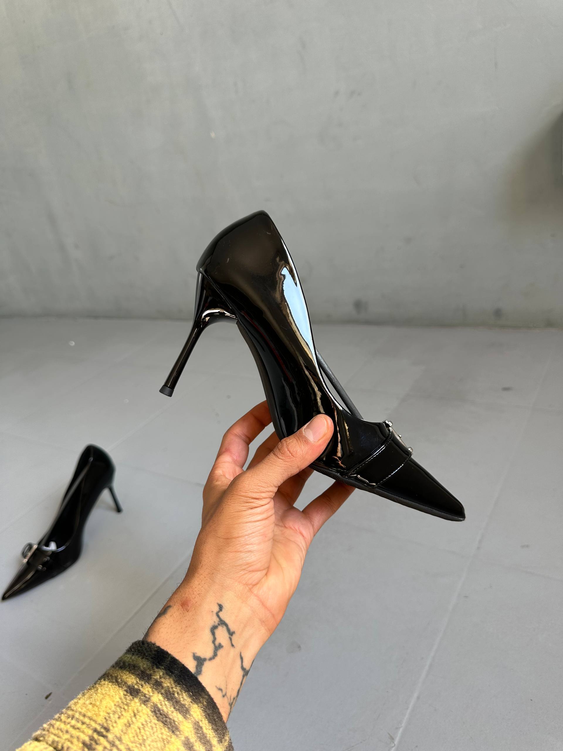 Women's formal shoes