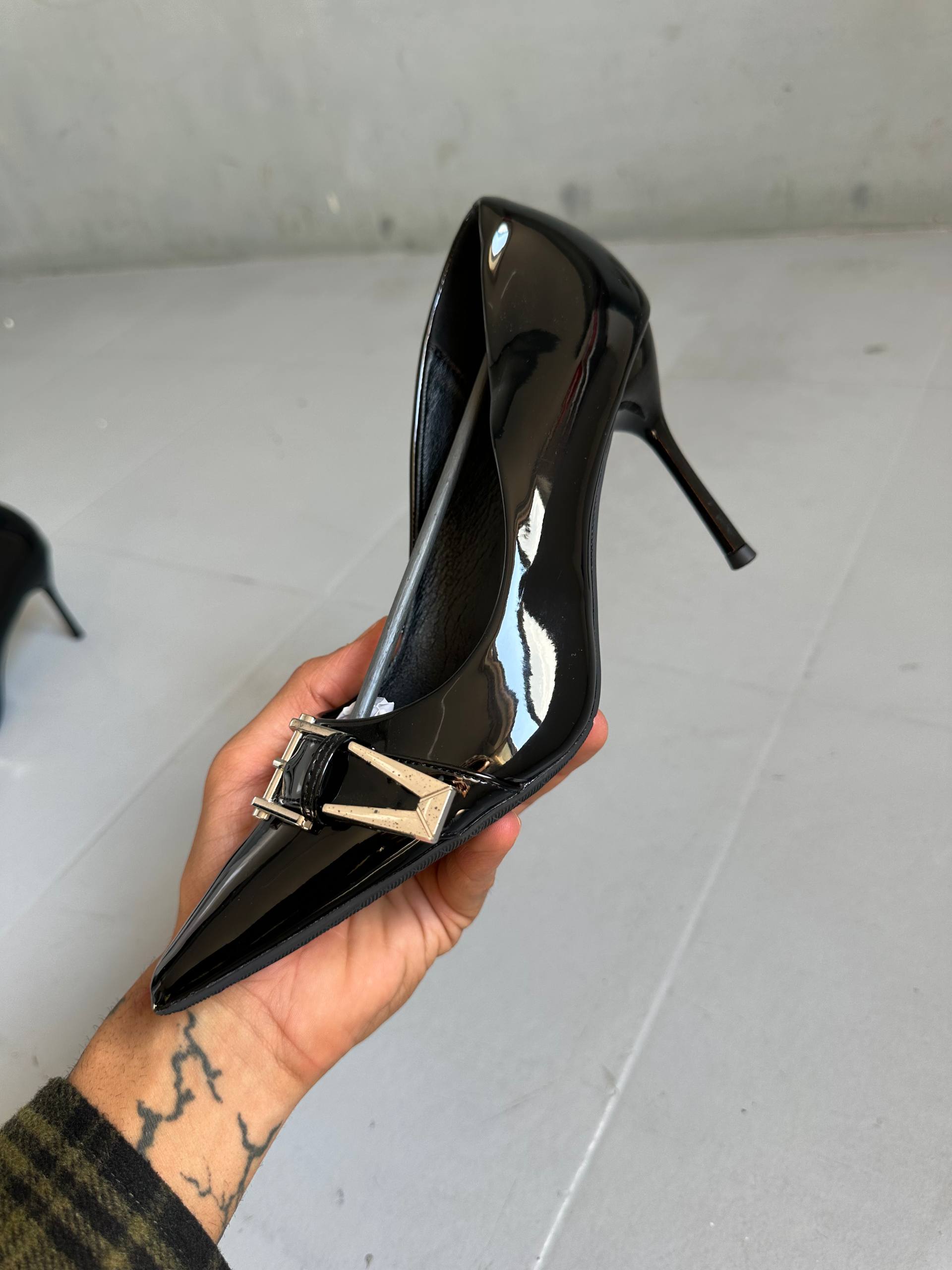 Women's formal shoes