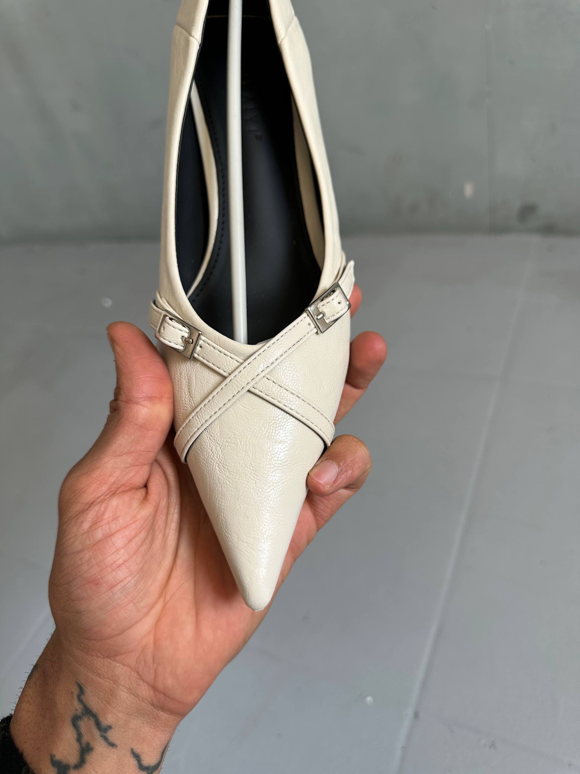 Women's formal shoes