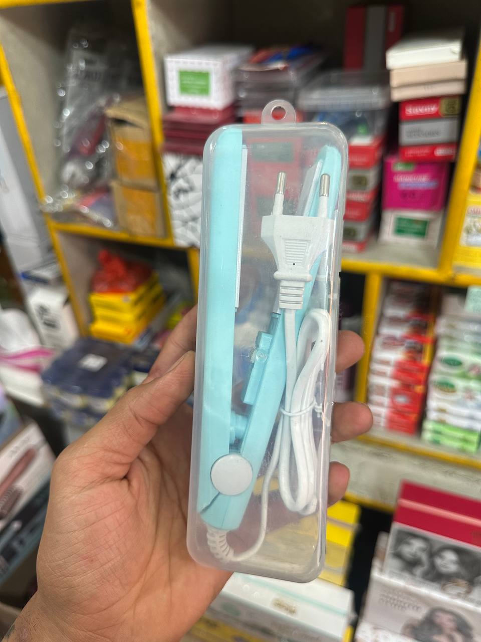 Gold Vatican GV118 hair straightener