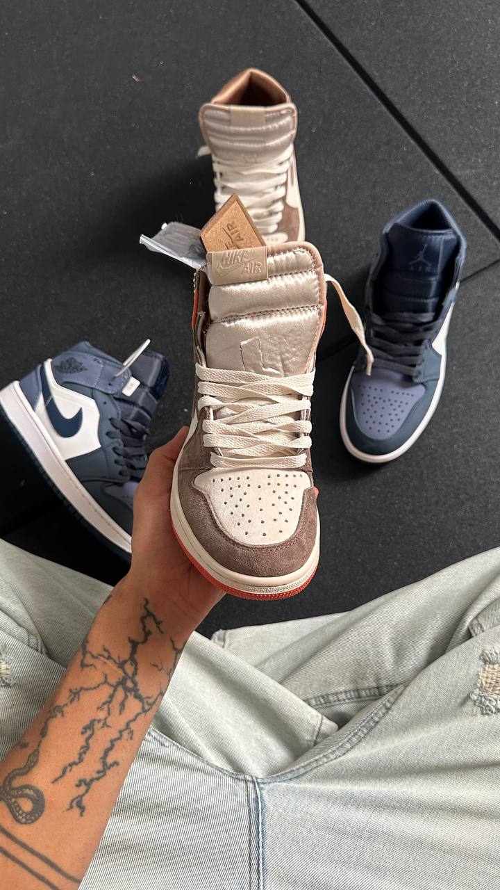 Jordan 1 Retro High OG Dusted Clay